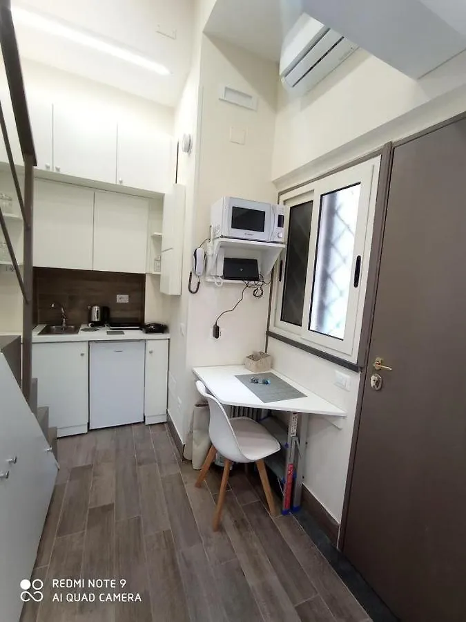 The Small House In Naples Apartment
