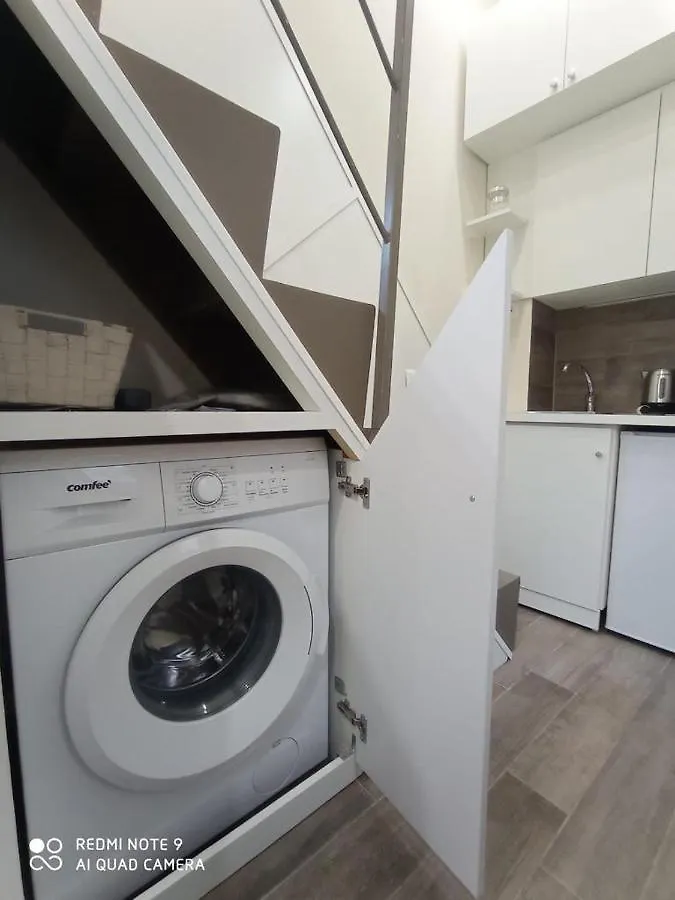 The Small House In Naples Apartment